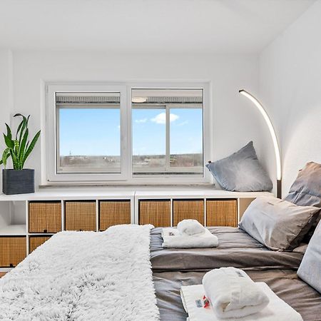 Neu: Stylische Suite Mit Ausblick ซินเดลฟิงเงน ภายนอก รูปภาพ